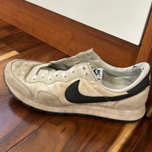 nike air pegasus men’s sneakers